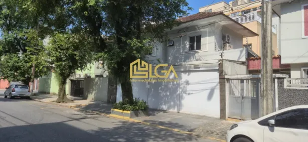 Casa com 2 Quartos à venda, 156m² no Embaré, Santos