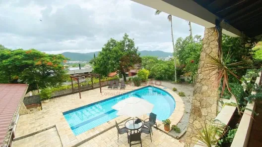Casa com 5 Quartos à venda, 411m² no Trindade, Florianópolis