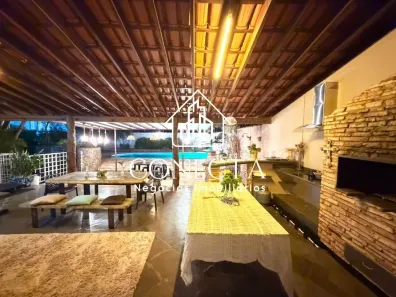 Casa com 4 Quartos para alugar, 500m² no Cidade Jardim, Uberlândia