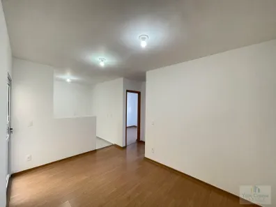 Apartamento com 2 Quartos para alugar, 55m² no Serraria, São José