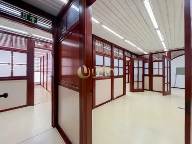 Sala Comercial à venda, 135m² no Centro, Curitiba