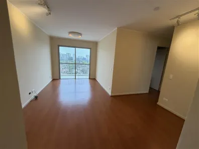 Apartamento com 3 Quartos para alugar, 72m² no Santo Amaro, São Paulo