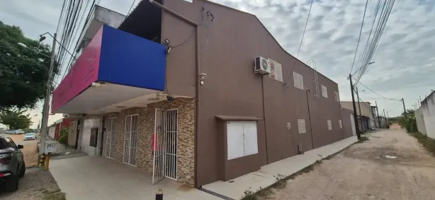 Ponto Comercial com 7 Quartos à venda, 200m² no Planalto, Natal