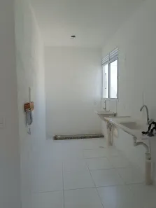 Apartamento com 2 Quartos para alugar, 45m² no Santa Cruz, Rio de Janeiro