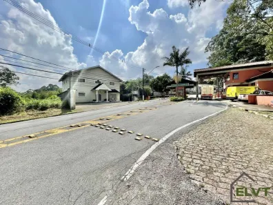 Imóvel Comercial com 3 Quartos à venda, 228m² no Granja Viana II, Cotia