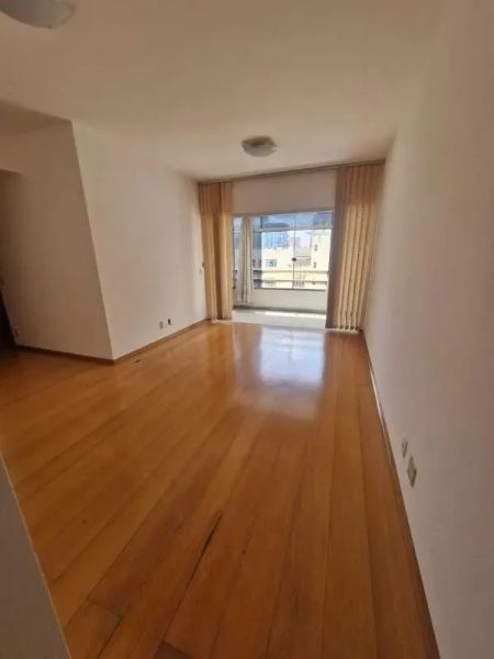 Apartamento com 2 quartos — Centro, Belo Horizonte