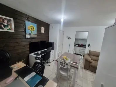 Apartamento com 2 Quartos para alugar, 68m² no Espinheiros, Itajaí