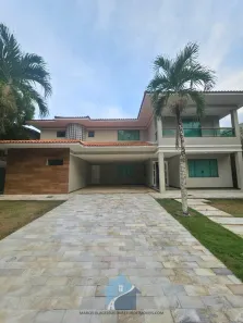 Casa com 3 Quartos à venda, 800m² no Da Paz, Manaus