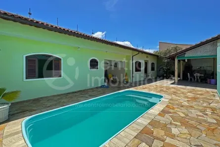 Casa com 5 Quartos à venda, 214m² no , Peruíbe