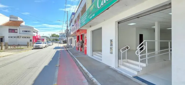 Sala Comercial para alugar, 144m² no Centro, Biguaçu
