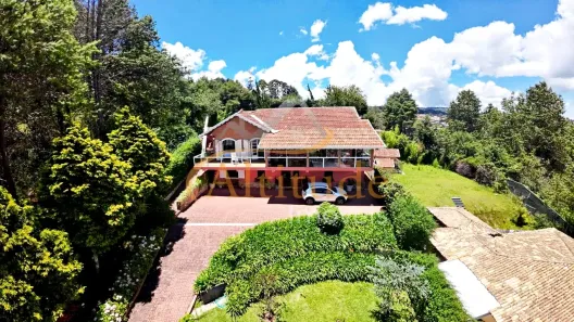 Casa com 4 Quartos à venda, 270m² no V Britânia, Campos do Jordão