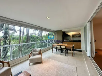 Apartamento com 3 Quartos para alugar, 185m² no Campo Belo, São Paulo