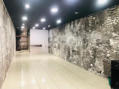 Sala Comercial para alugar, 100m² no Centro, Jacareí