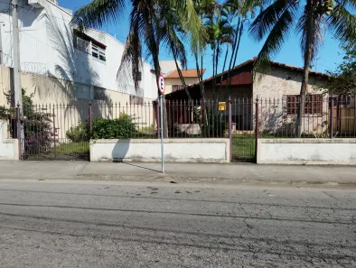 Casa com 3 Quartos para alugar, 280m² no Balneário Remanso, Rio das Ostras