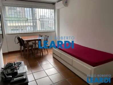 Apartamento com 2 Quartos à venda, 75m² no Jardim Paulista, São Paulo