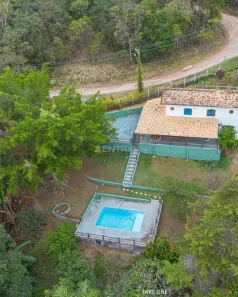 Fazenda/Sítio com 3 Quartos à venda, 261m² no Recanto dos Palmares, Atibaia