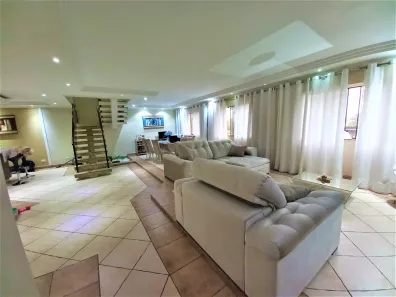 Sobrado com 4 Quartos à venda, 325m² no Jardim Guapira, São Paulo