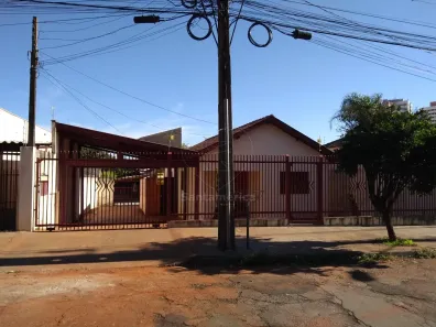 Casa com 4 Quartos à venda, 180m² no Campo Belo, Londrina