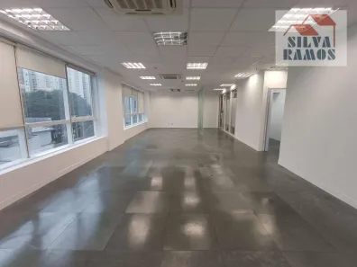 Sala Comercial para alugar, 136m² no Indianópolis, São Paulo