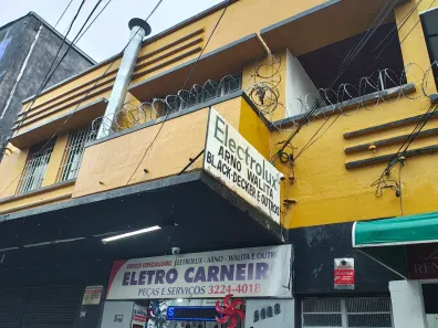 com 3 Quartos para alugar, 300m² no Floresta, Belo Horizonte