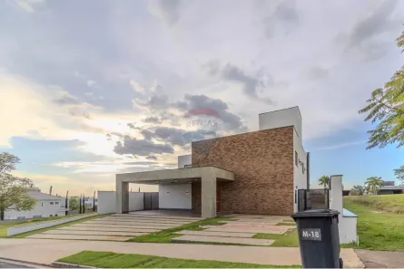 Sobrado com 4 Quartos à venda, 523m² no Jardim Residencial Saint Patrick, Sorocaba