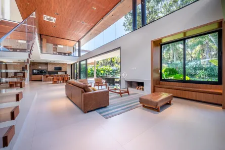 Casa de Condomínio com 4 Quartos à venda, 600m² no Vila Nova, Porto Alegre