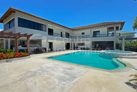 Casa de Condomínio com 4 Quartos à venda, 443m² no , Peruíbe