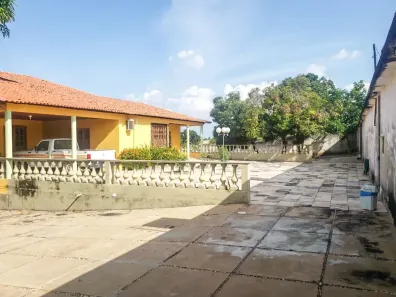 Casa com 5 Quartos à venda, 420m² no Distrito Industrial, Teresina