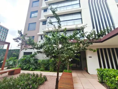 Apartamento com 3 Quartos para alugar, 129m² no Cambuí, Campinas