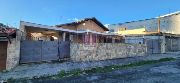 Casa com 4 Quartos para alugar, 230m² no Jardim Eulália, Taubaté