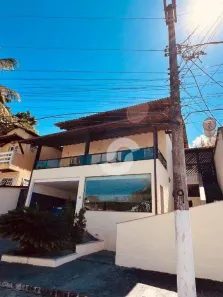 Casa de Condomínio com 3 Quartos à venda, 240m² no Várzea das Moças, São Gonçalo