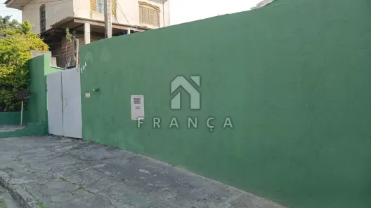 Casa com 2 Quartos para alugar, 64m² no Parque Santo Antônio, Jacareí