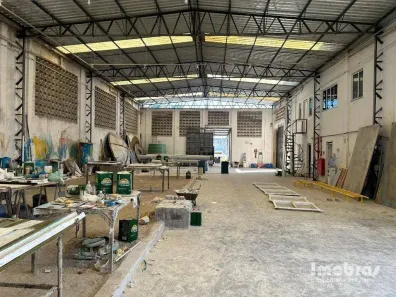 Galpão/Depósito/Armazém para alugar, 970m² no Pavuna, Pacatuba