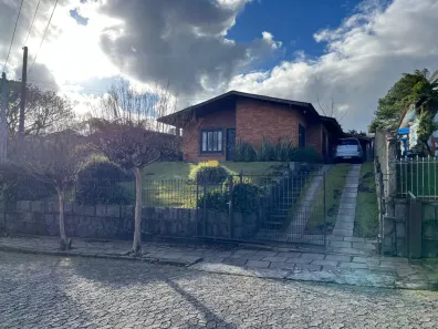 Casa com 3 Quartos à venda, 131m² no Santa Terezinha, Canela