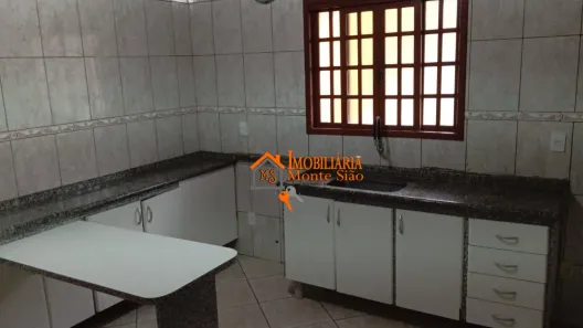 Sobrado com 6 Quartos à venda, 250m² no Jardim Almeida Prado, Guarulhos