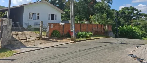 Lote/Terreno à venda, 775m² no São Braz, Curitiba