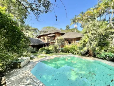 Casa de Condomínio com 5 Quartos para venda ou aluguel, 923m² no Vila Santo Antônio, Cotia