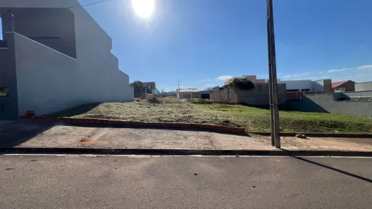 Lote/Terreno à venda, 200m² no Jardim Itacaré, Presidente Prudente