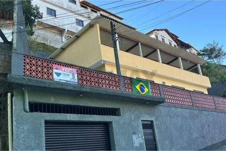 Casa com 2 Quartos à venda, 137m² no Artistas, Teresópolis