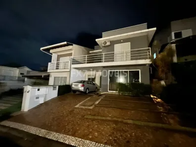 Casa de Condomínio com 3 Quartos para venda ou aluguel, 250m² no Parque Rural Fazenda Santa Cândida, Campinas