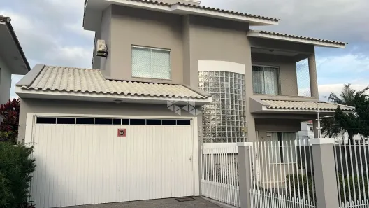 Casa com 3 Quartos à venda, 190m² no Centro, Palhoça