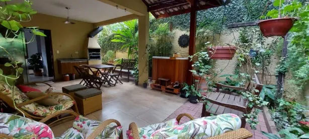 Casa de Condomínio com 3 Quartos à venda, 250m² no Parque Ideal, Carapicuíba