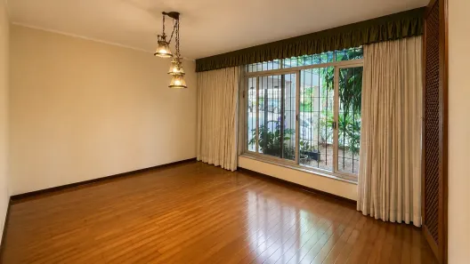 Sobrado com 3 Quartos à venda, 270m² no Vila Alexandria, São Paulo
