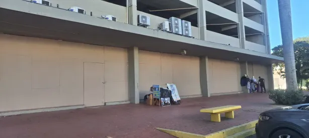 Ponto Comercial para alugar, 650m² no Penha Circular, Rio de Janeiro