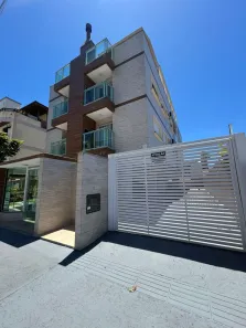 Prédio Residencial com 10 Quartos à venda, 871m² no Canasvieiras, Florianópolis