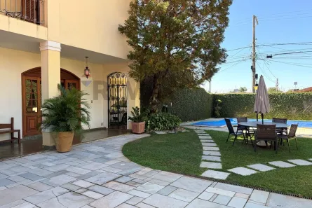 Casa com 5 Quartos à venda, 360m² no Jardim Irajá, Ribeirão Preto