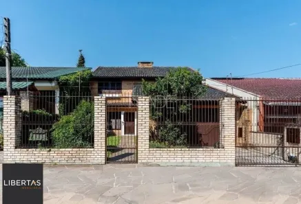 Casa com 3 Quartos à venda, 360m² no Camaquã, Porto Alegre