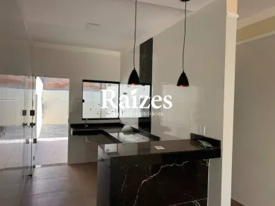 Casa com 2 Quartos à venda, 56m² no Jardim Canaã, Uberlândia