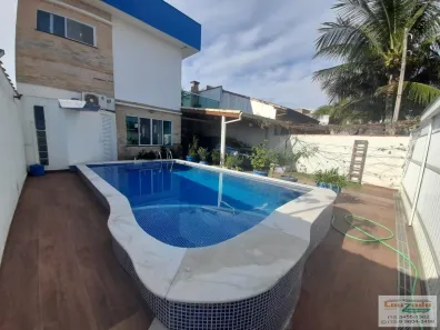 Sobrado com 3 Quartos à venda, 160m² no Jardim Márcia, Peruíbe