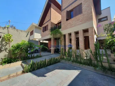 Sobrado com 4 Quartos à venda, 340m² no Vila Madalena, São Paulo